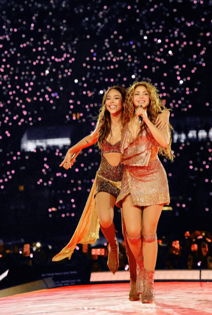 Danna-689x1024 Shakira conquista el Estadio GNP y Danna se roba el corazón con su talento